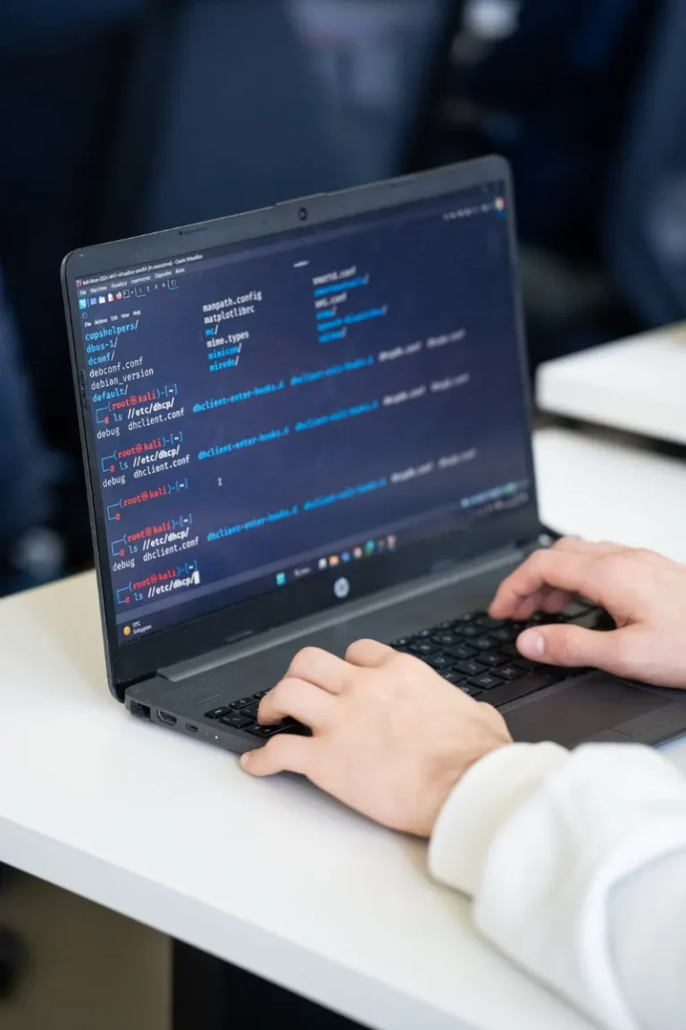Studenti del corso Web developer in laboratorio